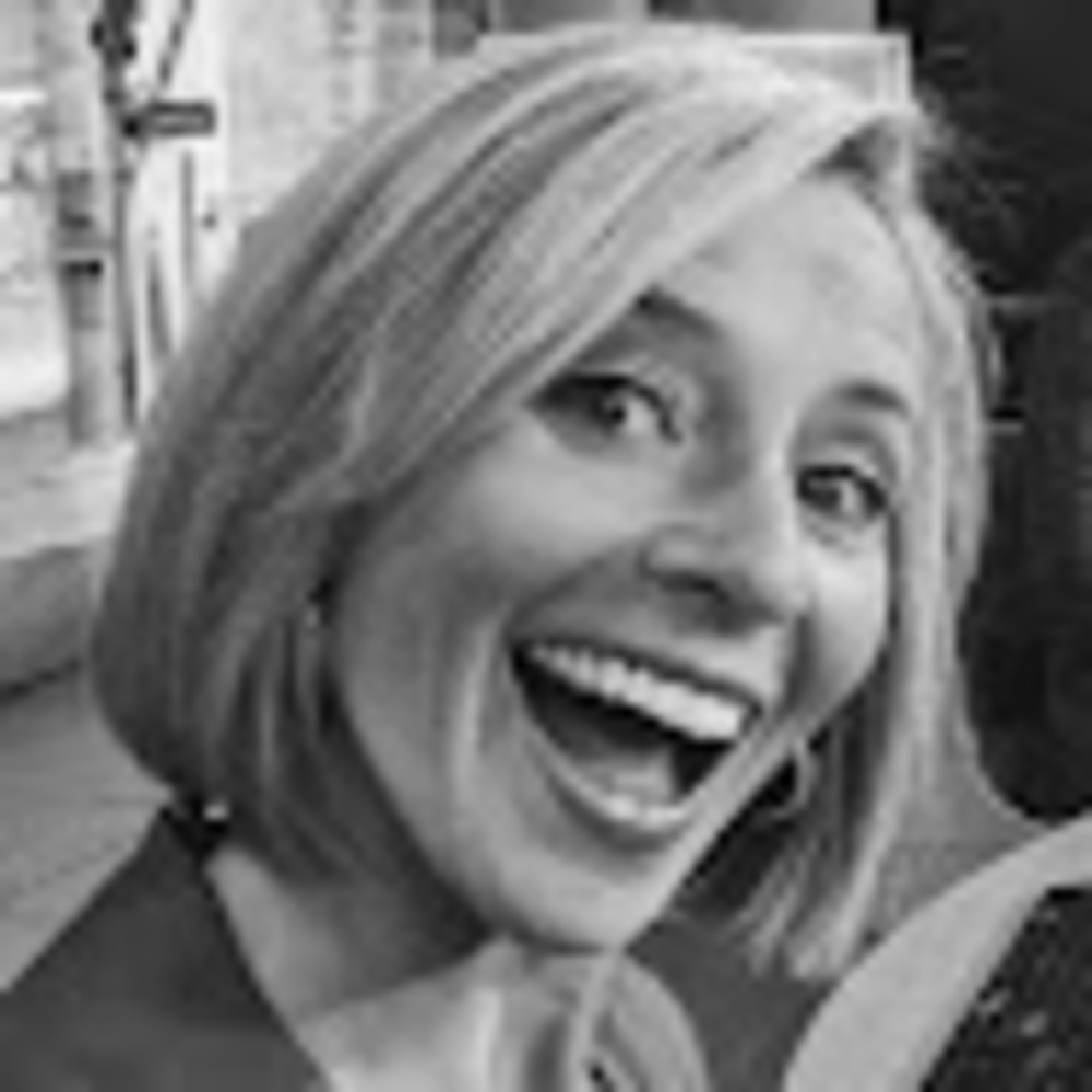 Meet your Posher, Caroline